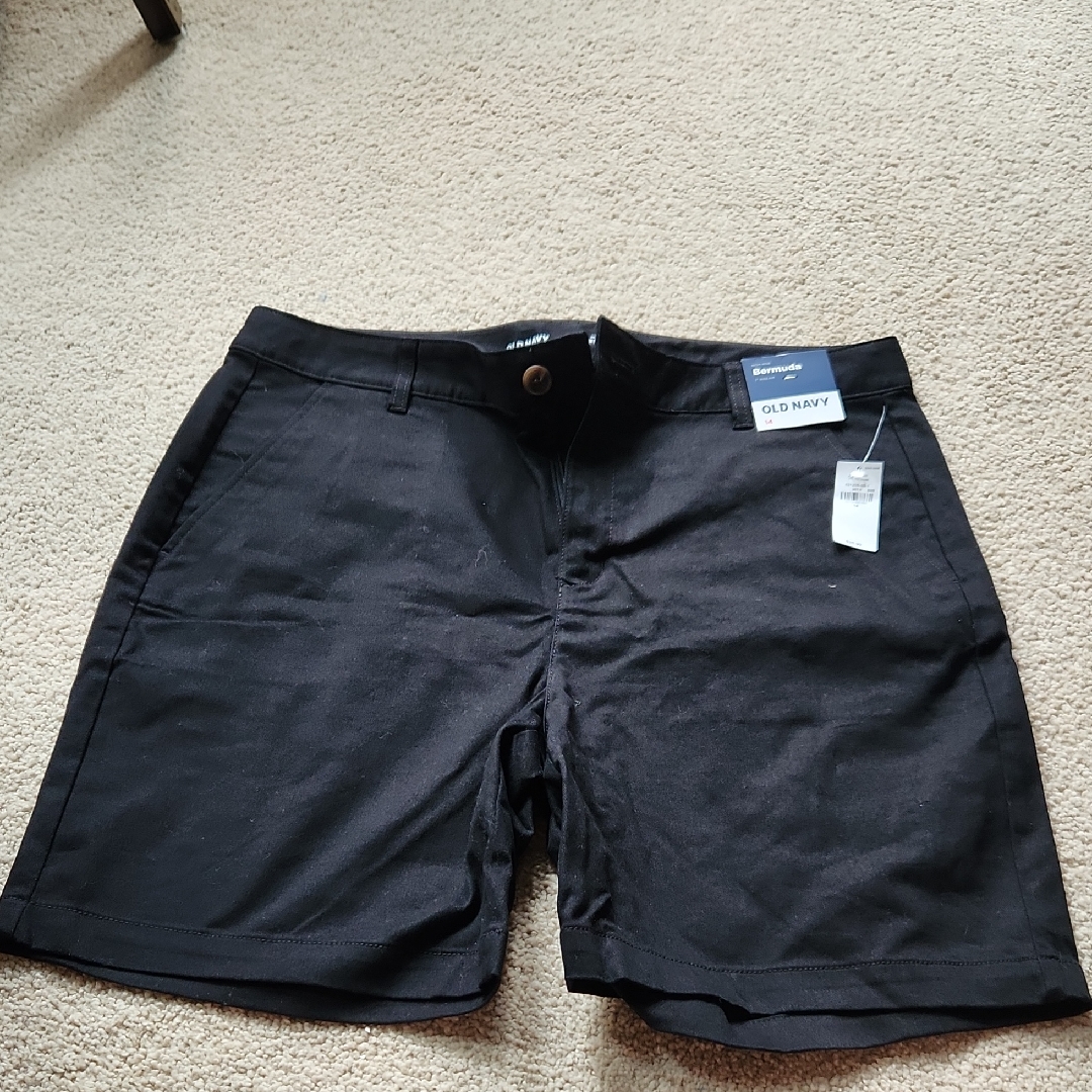 Old Navy Womens HighRise Bermuda Shorts 7 Inseam